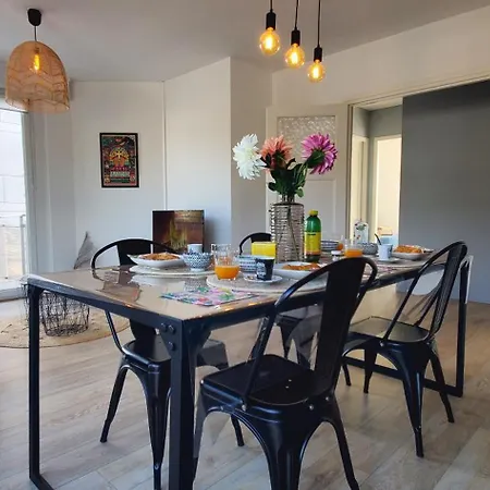 Le Clemenceau Appart-calais Nord-balcon-plage شقة كاليه